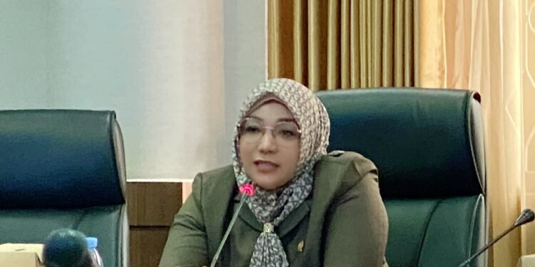Bersama Komisi II DPRD Berau, Darlena Upayakan Penanganan Permasalahan TPA Bujangga di Anggarkan Melalui ABT Perubahan 2023