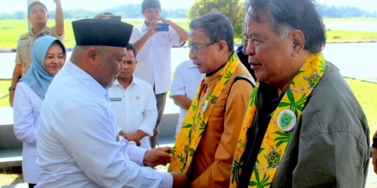 Wakil Bupati Berau, Gamalis Sambut Kedatangan Tim Perpustakaan Nasional