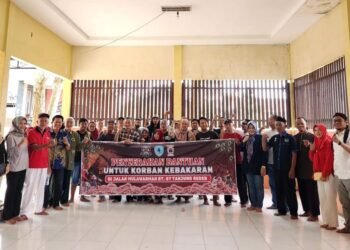 Peduli Sesama, DPD Ika Pakarti Berau Serahkan Bantuan Dana Kepada 24 KK Korban Kebakaran di Jalan Mulawarman