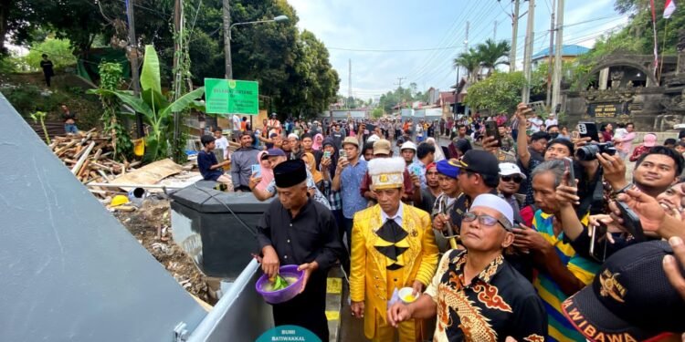Tepung Tawar dan Doa Bersama, Awali di Bukanya Kembali Jembatan Sambaliug