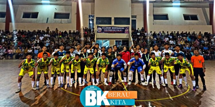 Tutup Kejuaran Kwarcab Berau Futsal Cup ke V, Syarifatul Harapkan Bibit-bibit Pemain Muda Futsal Berau Bermunculan