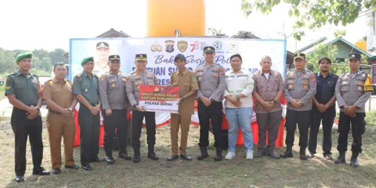 Kapolres Berau Serahkan Sumur Bor dan Pompa Air untuk Masyarakat Kampung Rantau Panjang