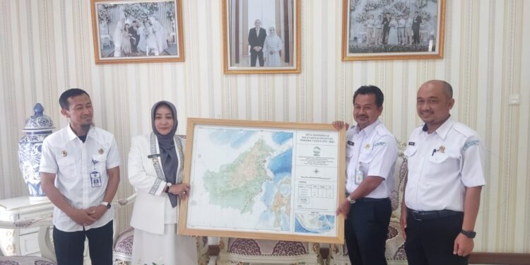 Pemkab Berau Jalin Kolaborasi Dengan BMKG Dalam Menyiapkan Sarana dan Prasarana Mitigasi Bencana Gempa Bumi dan Tsunami Di Bumi Batiwakkal