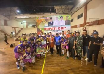 Tutup Turnamen Futsal dan Voli Bupati Cup antar Kecamatan 2023, Bupati Harapkan Lahir atlet-Atlet Berprestasi Berau