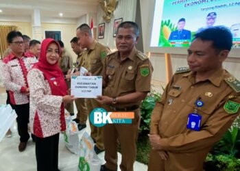 Pemkab Berau Salurkan Bantuan Beras CPP sebanyak 169 ton kepada 5.659 KK di 13 Kecamatan, Begini Harapan Bupati
