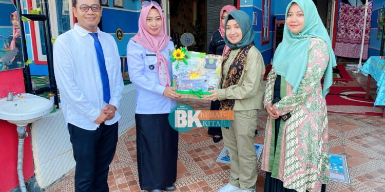 Masuk 3 Besar Lomba Kelurahan Tingkat RT Teladan Provinsi Kaltim, Kelurahan dan RT 12 Karang Ambun Sambut Tim Verifikasi DPMPD Kaltim