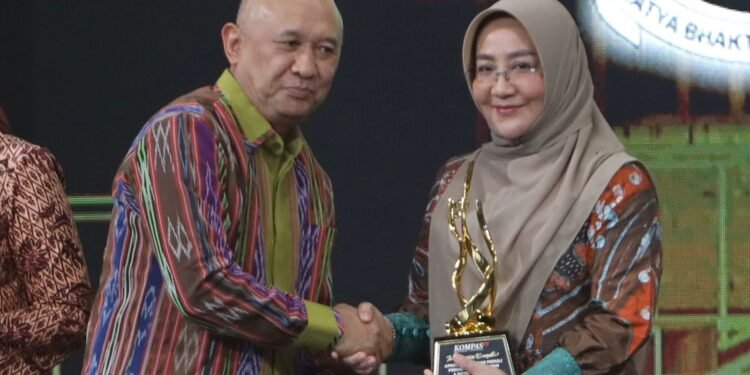 Lagi, Pemkab Berau Raih Penghargaan Nasional Pemda Peduli UMKM dan Potensi Sumber Daya Lokal