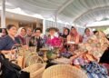 Hadiri Silaturahmi Bersama Ibu Negara, Ketua Dekranasda Berau Kenalkan Produk Hasil Kerajinan Khas Berau dan Kaltim