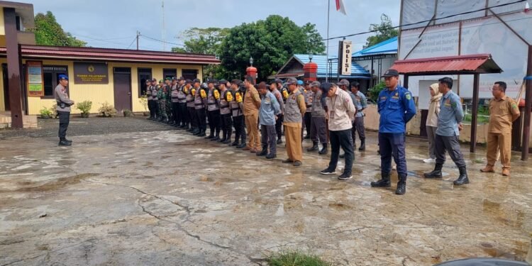 Polsek Talisayan Gelar Apel Gabungan Persiapan Pengamanan Pilkada Serentak Tahun 2024, Begini Arahan Kapolsek Talisayan