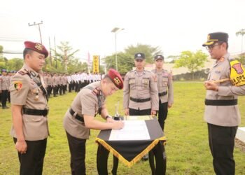 Pimpin Sertijab Wakapolres dan Kasatreskrim Polres Berau, Begini Pesan Kapolres