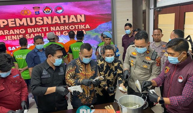 Berantas Peredaran Narkotika, Polres Berau Musnahkan Barang Bukti Sabu Seberat 1 Kg dan 40,7 Gram Ganja